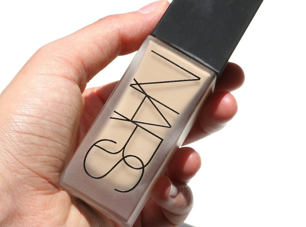 NARS All Day Luminous Weightless Foundation